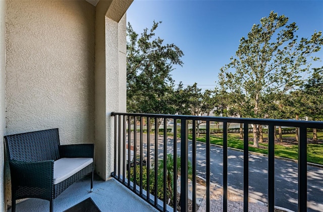 805 100th Ave N, Saint Petersburg, FL 33702 - view of balcony