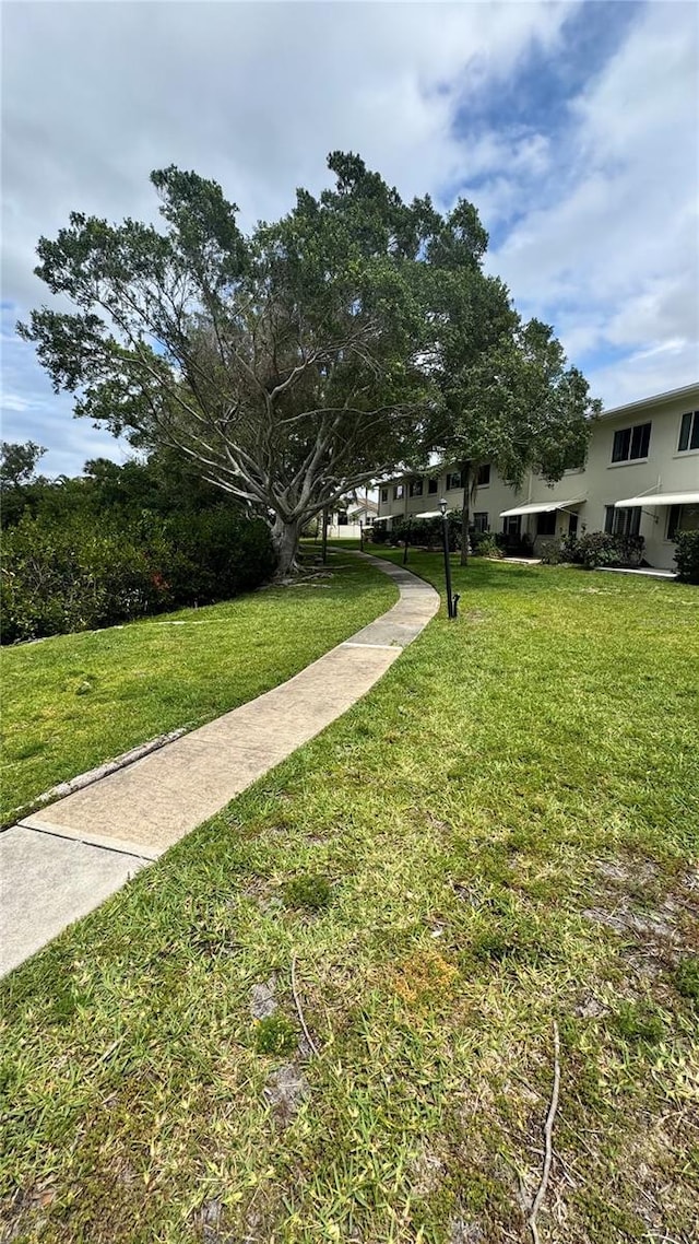 4550 Overlook Dr NE Unit 156, Saint Petersburg, FL 33703 - photo 13