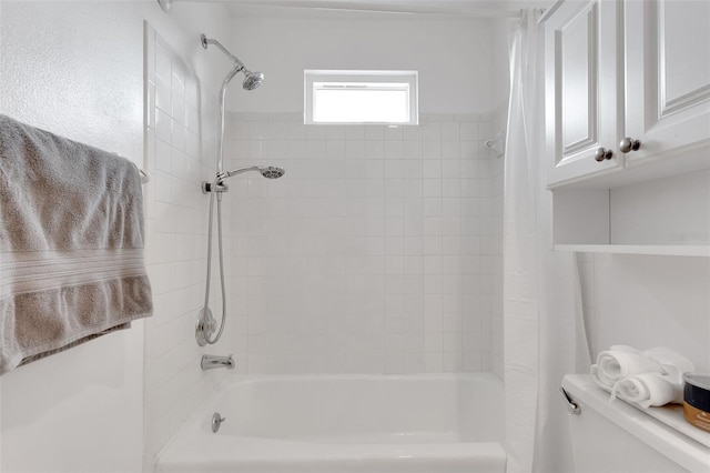5207 Moeller Ave, Sarasota, FL 34233 - full bathroom featuring toilet and shower / bath combo with shower curtain