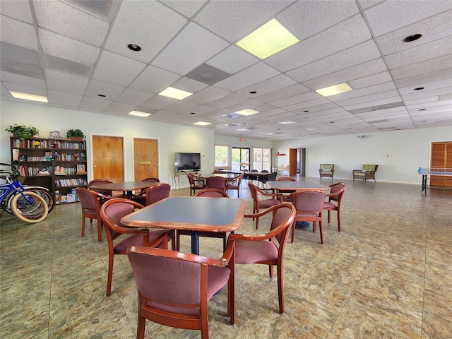 1500 Sunset Rd Unit C7, Tarpon Springs, FL 34689 - dining space with a drop ceiling