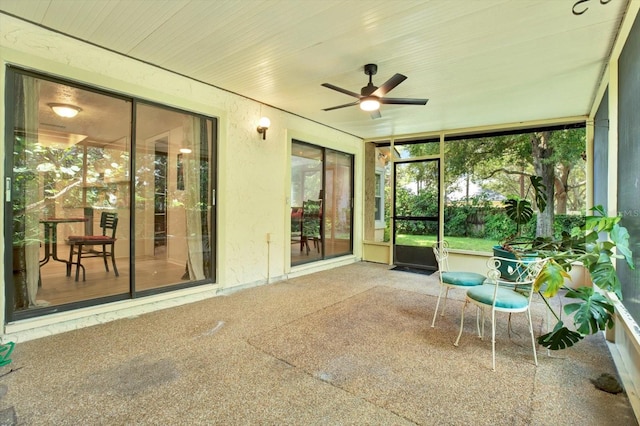 13902 Bardmoor Pl Unit B, Tampa, FL 33618 - sunroom with a ceiling fan