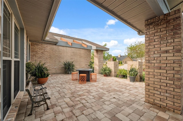 2906 Beagle Pl, Seffner, FL 33584 - view of patio / terrace with fence