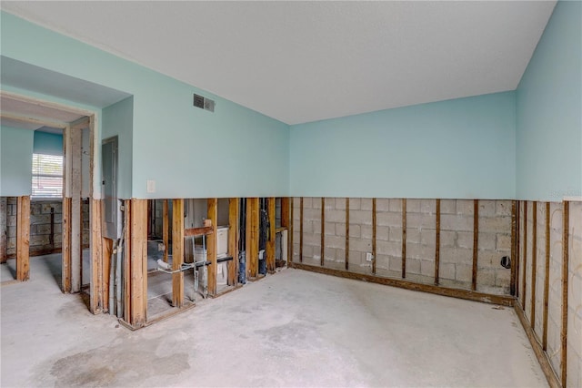 8440 Old Post Rd Unit 104, Port Richey, FL 34668 - view of spare room