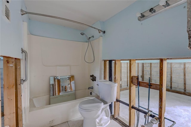 8440 Old Post Rd Unit 104, Port Richey, FL 34668 - full bathroom featuring shower / washtub combination and toilet