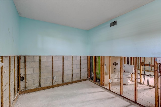 8440 Old Post Rd Unit 104, Port Richey, FL 34668 - view of miscellaneous room