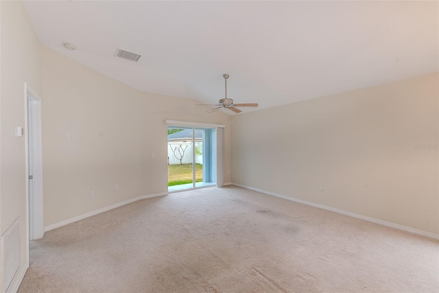 15410 Quail Woods Pl, Ruskin, FL 33573 - unfurnished room featuring light carpet, baseboards, a ceiling fan, and visible vents