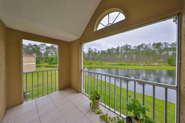 9481 Highland Oak Dr Unit 1206, Tampa, FL 33647 - balcony featuring a water view