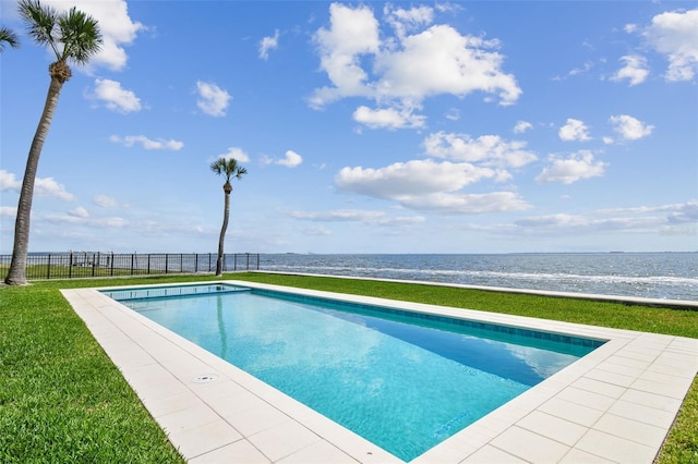 90 Martinique Ave, Tampa, FL 33606 - view of pool featuring a fenced in pool, a lawn, a water view, and fence