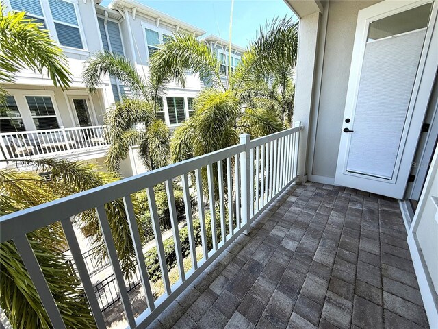 813 Burlington Ave N, Saint Petersburg, FL 33701 - photo 6