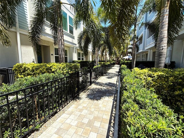 813 Burlington Ave N, Saint Petersburg, FL 33701 - photo 50