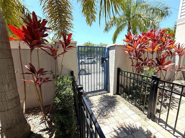 813 Burlington Ave N, Saint Petersburg, FL 33701 - photo 51