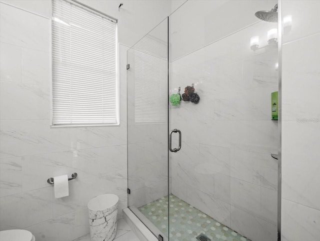 1084 Berkshire Ln, Tarpon Springs, FL 34688 - full bath with a stall shower and toilet