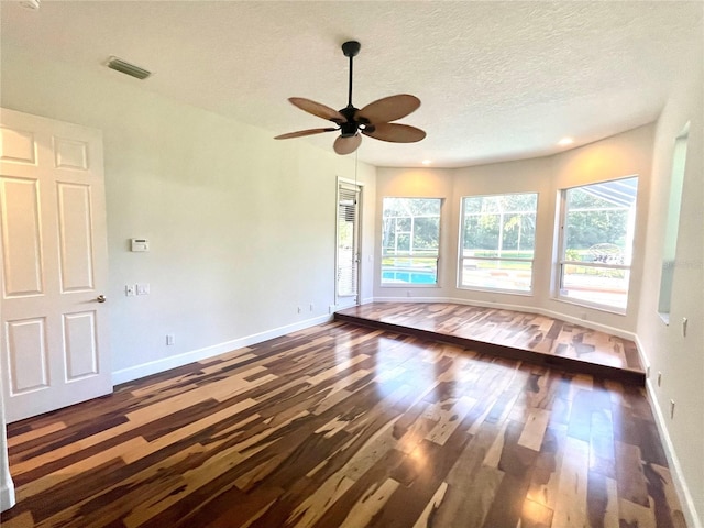 5807 Thoreau Pl, Lithia, FL 33547 - photo 24