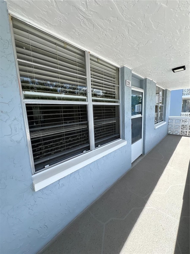 4715 Bay St NE Unit 235, Saint Petersburg, FL 33703 - exterior details featuring stucco siding