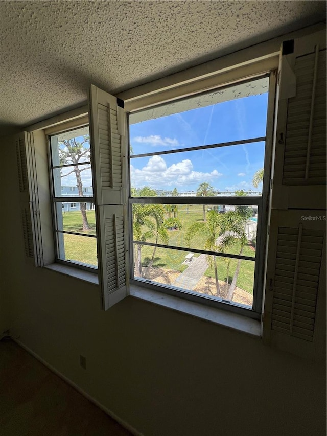 4715 Bay St NE Unit 235, Saint Petersburg, FL 33703 - interior details featuring a textured ceiling