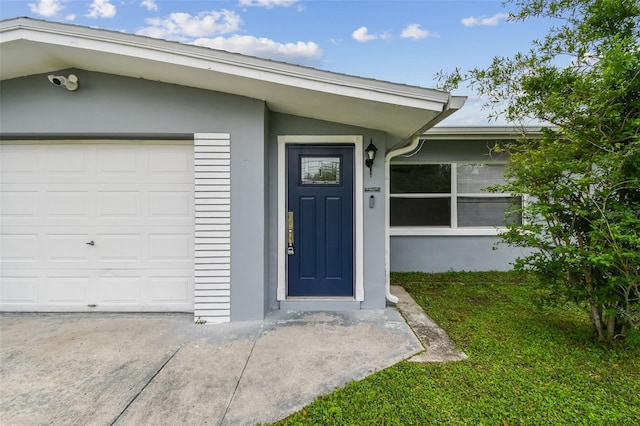 2401 Havana Dr, Clearwater, FL 33764 - entrance to property featuring stucco siding