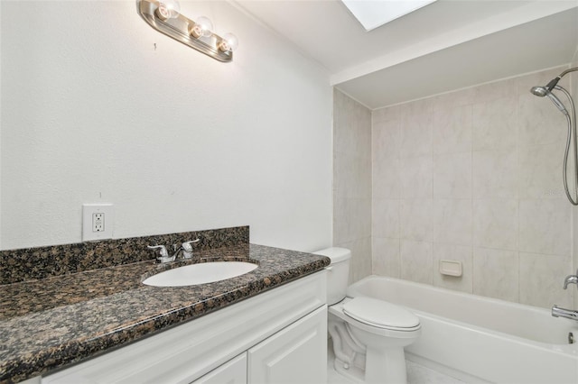 2401 Havana Dr, Clearwater, FL 33764 - bathroom featuring toilet, vanity, and shower / bath combination