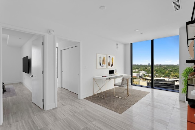 2912 W Santiago St Unit 1401, Tampa, FL 33629 - living room with floor to ceiling windows and visible vents