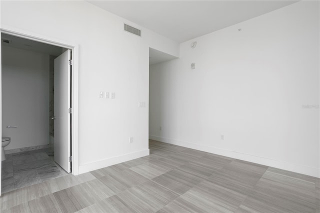2912 W Santiago St Unit 1401, Tampa, FL 33629 - spare room with visible vents and baseboards
