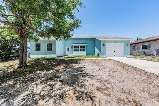 4307 Woodfield Ave, Holiday, FL 34691 - photo 1