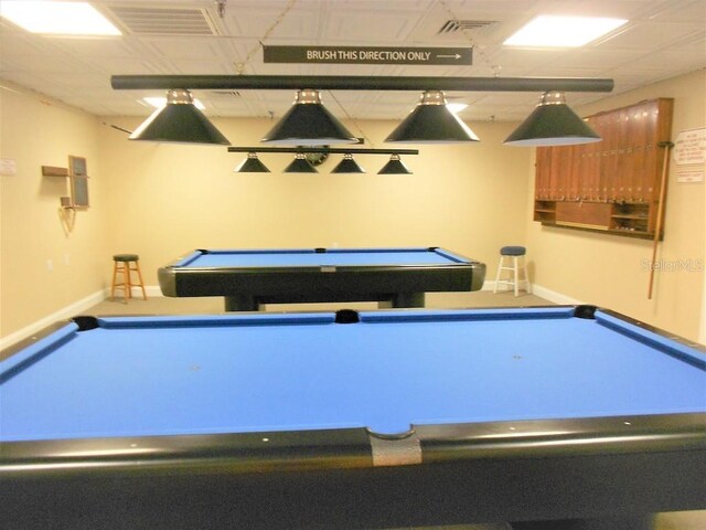 1657 Glengarry Dr, Palm Harbor, FL 34684 - recreation room featuring visible vents, billiards, and baseboards
