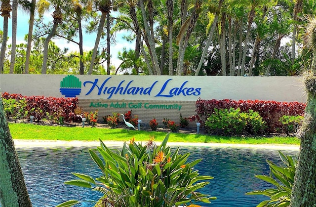 1657 Glengarry Dr, Palm Harbor, FL 34684 - community / neighborhood sign featuring a water view