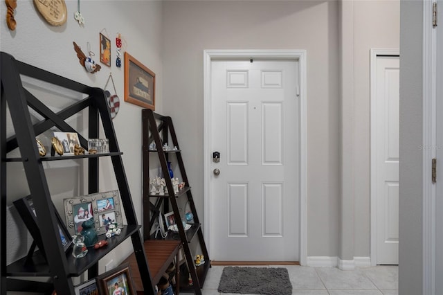 11704 Castine St, New Port Richey, FL 34654 - tiled entrance foyer with baseboards
