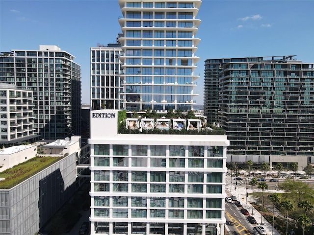 1000 Water St Unit 1403, Tampa, FL 33602 - photo 67