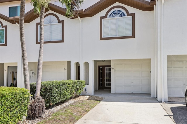 269 Madeira Cir, Tierra Verde, FL 33715 - photo 1