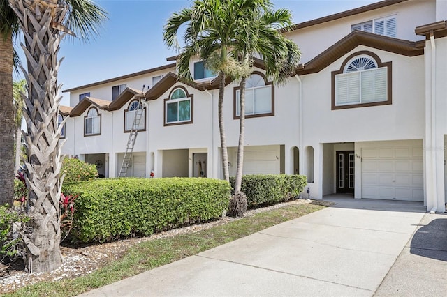 269 Madeira Cir, Tierra Verde, FL 33715 - photo 23