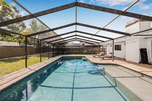12641 98th St, Largo, FL 33773 - view of pool featuring a patio area, a fenced backyard, glass enclosure, and a fenced in pool