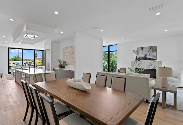 98 W Davis Blvd, Tampa, FL 33606 - dining area featuring recessed lighting and a healthy amount of sunlight