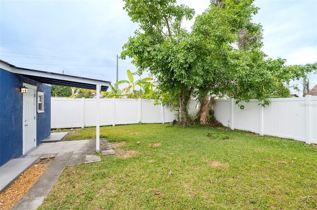 2017 Oceanview Pl, Tampa, FL 33605 - view of yard featuring a fenced backyard