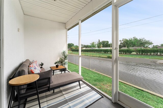 view of sunroom / solarium