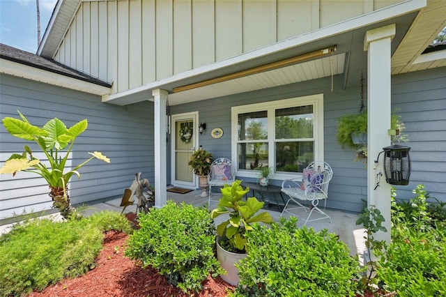 2720 N Screech Owl Ave, Saint Augustine, FL 32084 - property entrance featuring board and batten siding and a porch