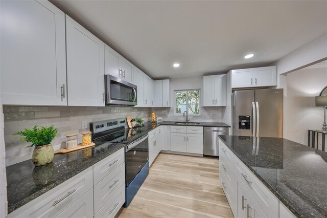 940 Woodland Dr, Palm Harbor, FL 34683 - photo 13
