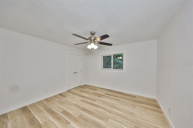 940 Woodland Dr, Palm Harbor, FL 34683 - photo 20