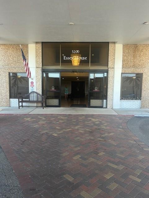 5200 Brittany Dr S Unit 1502, Saint Petersburg, FL 33715 - view of exterior entry