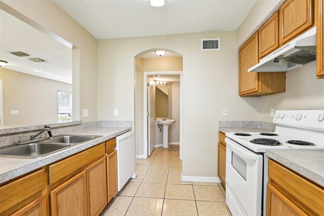 7303 E Bank Dr, Tampa, FL 33617 - photo 17