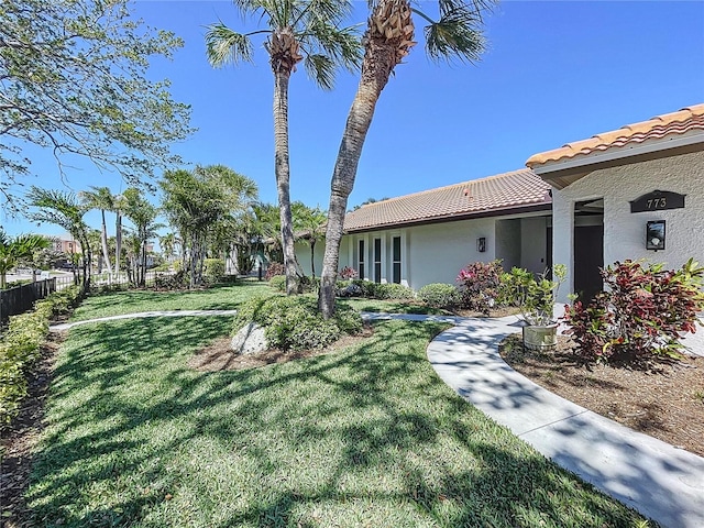 773 Snug Is, Clearwater Beach, FL 33767 - view of yard