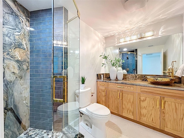 773 Snug Is, Clearwater Beach, FL 33767 - full bath with a shower stall, toilet, and vanity