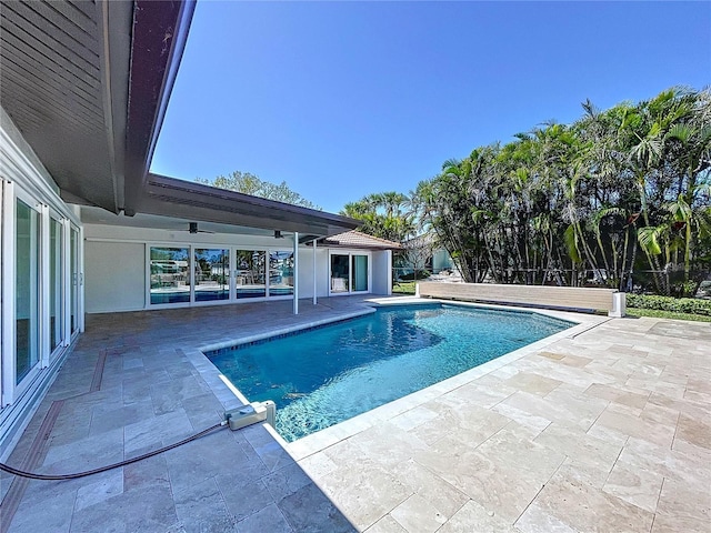 773 Snug Is, Clearwater Beach, FL 33767 - swimming pool featuring a patio