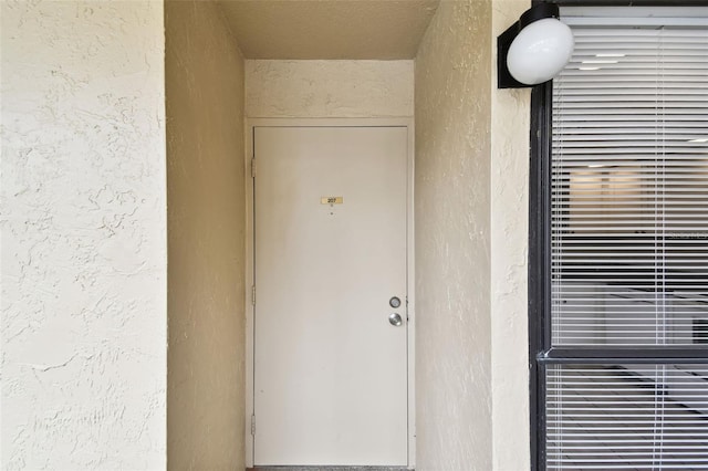 view of property entrance
