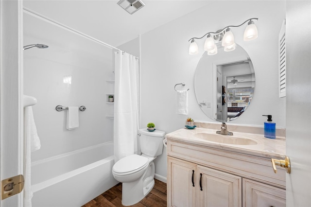 6920 Lafayette N Unit 6920, Pinellas Park, FL 33781 - bathroom featuring shower / bath combination with curtain, vanity, visible vents, toilet, and wood finished floors