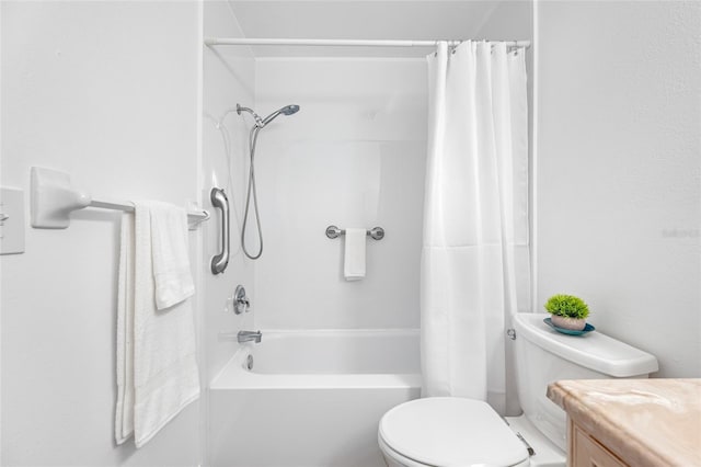 6920 Lafayette N Unit 6920, Pinellas Park, FL 33781 - full bath with toilet, shower / tub combo with curtain, and vanity