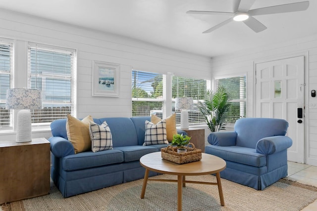 2215 Thrace St, Tampa, FL 33605 - living area featuring a ceiling fan