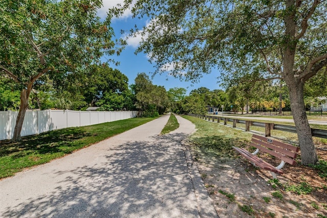 525 Lexington St, Dunedin, FL 34698 - view of property's community featuring view of wooded area