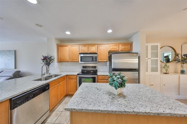 618 Wheaton Trent Pl, Tampa, FL 33619 - photo 17