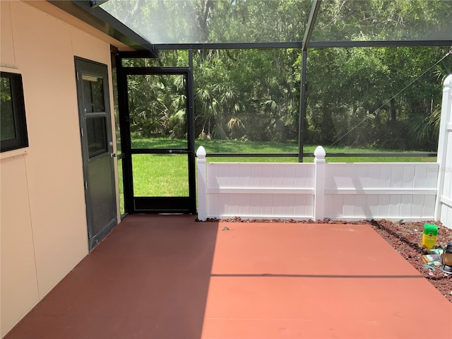 819 Satinleaf Ave, Oldsmar, FL 34677 - view of unfurnished sunroom