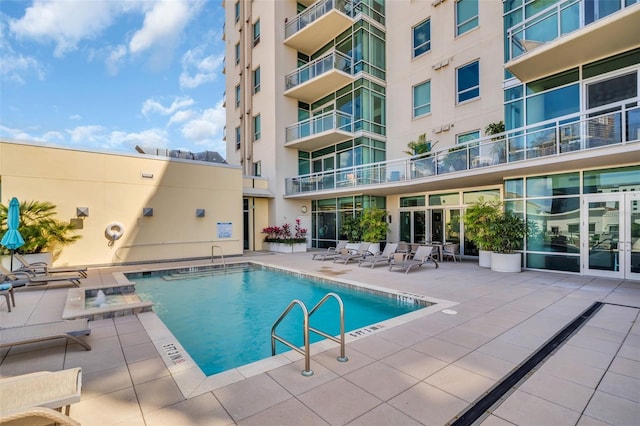 400 4th Ave S Unit 401, Saint Petersburg, FL 33701 - community pool featuring a patio